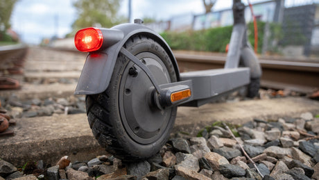 Pneu plein ou pneu à air : quel pneu choisir pour sa trottinette électrique ? - Wheellow