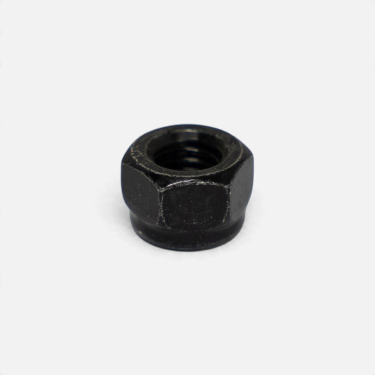 Écrou autobloquant M8 noir Segway Ninebot, vue principale de la forme hexagonale